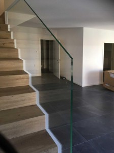 parapetti vetro balaustre vetro chiusura scale vetro pordenone treviso vetra stefano zambon (14) 